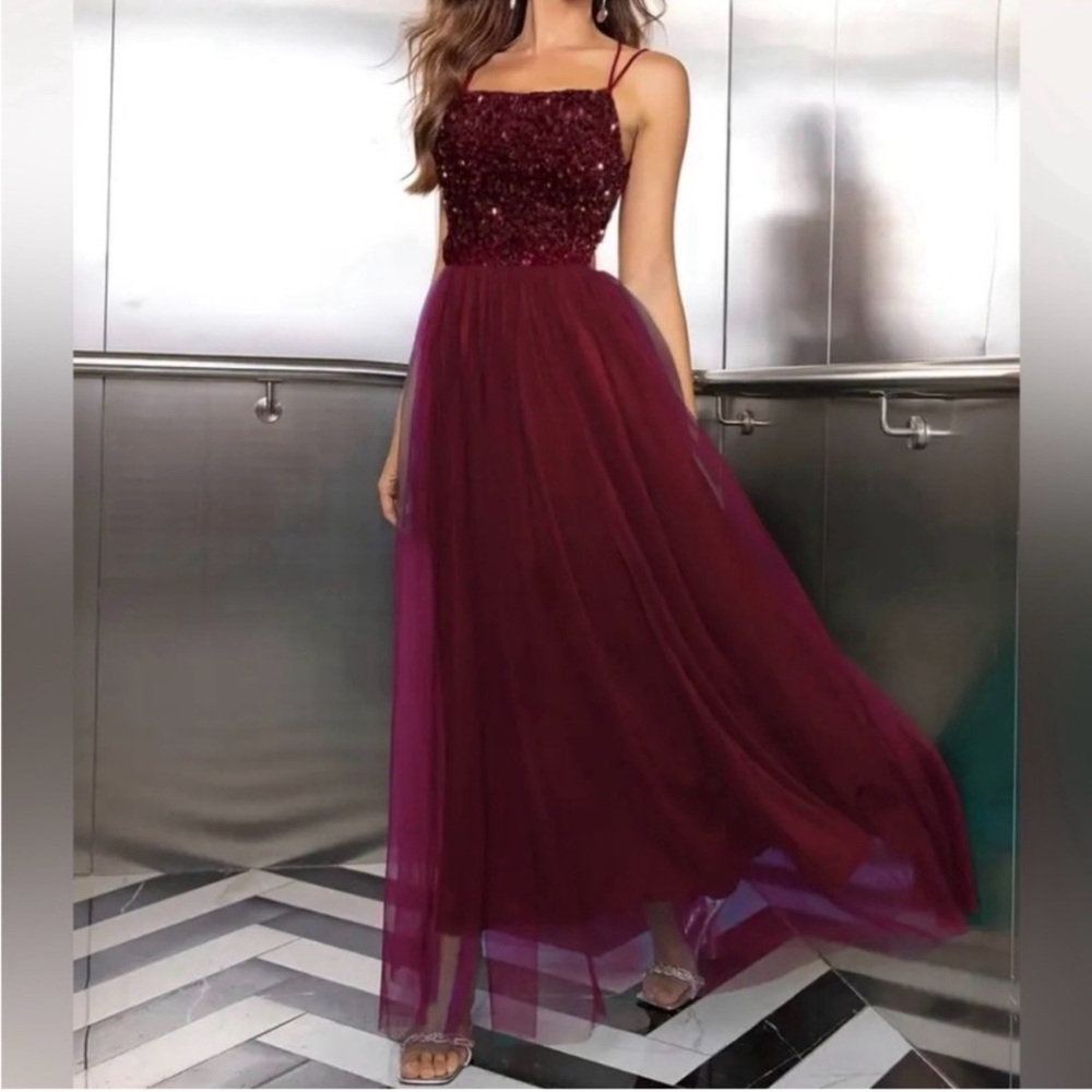 Elegant Burgundy Evening Gown